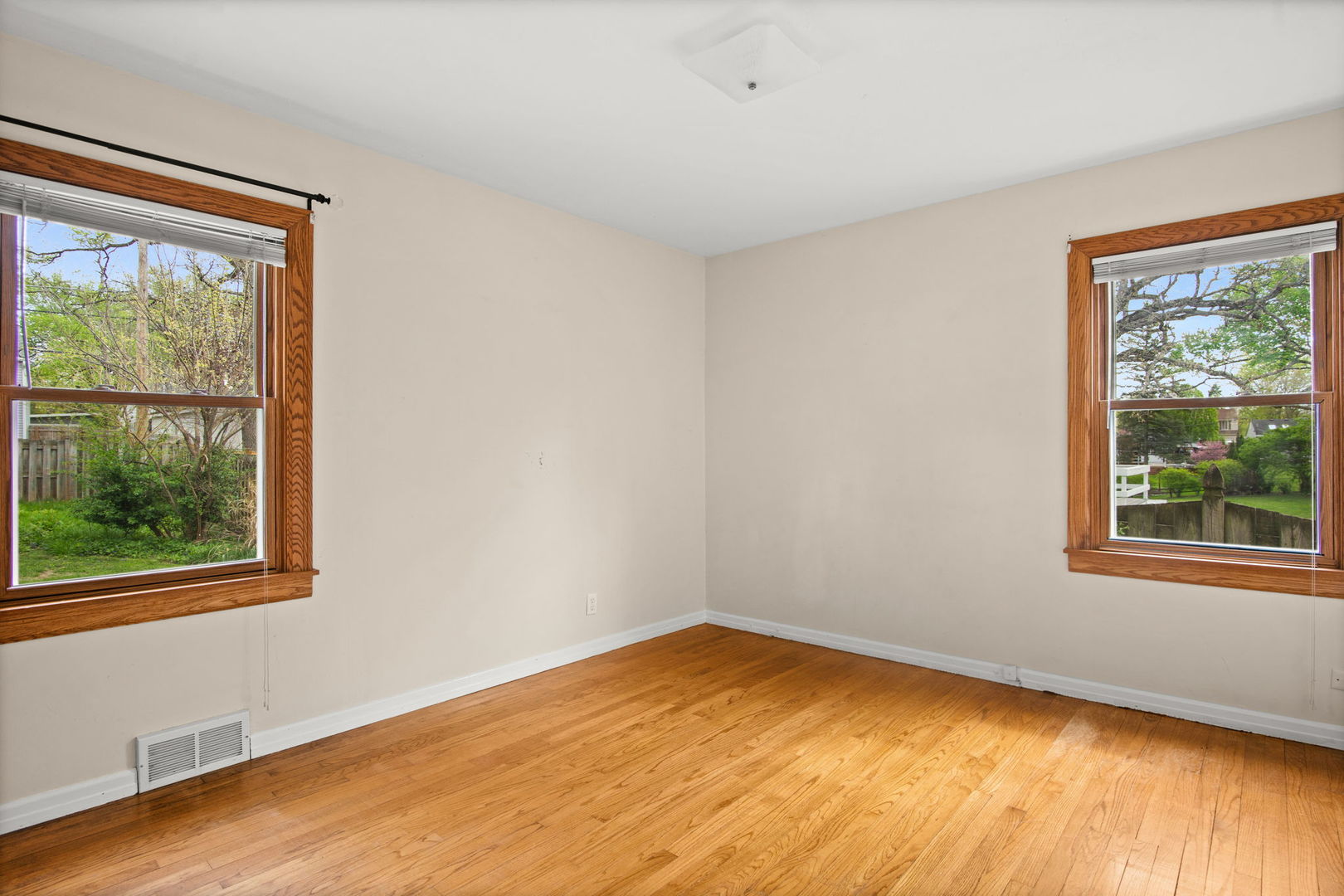 511 Elm Avenue Geneva, IL 60134 - Photo 15 of 29