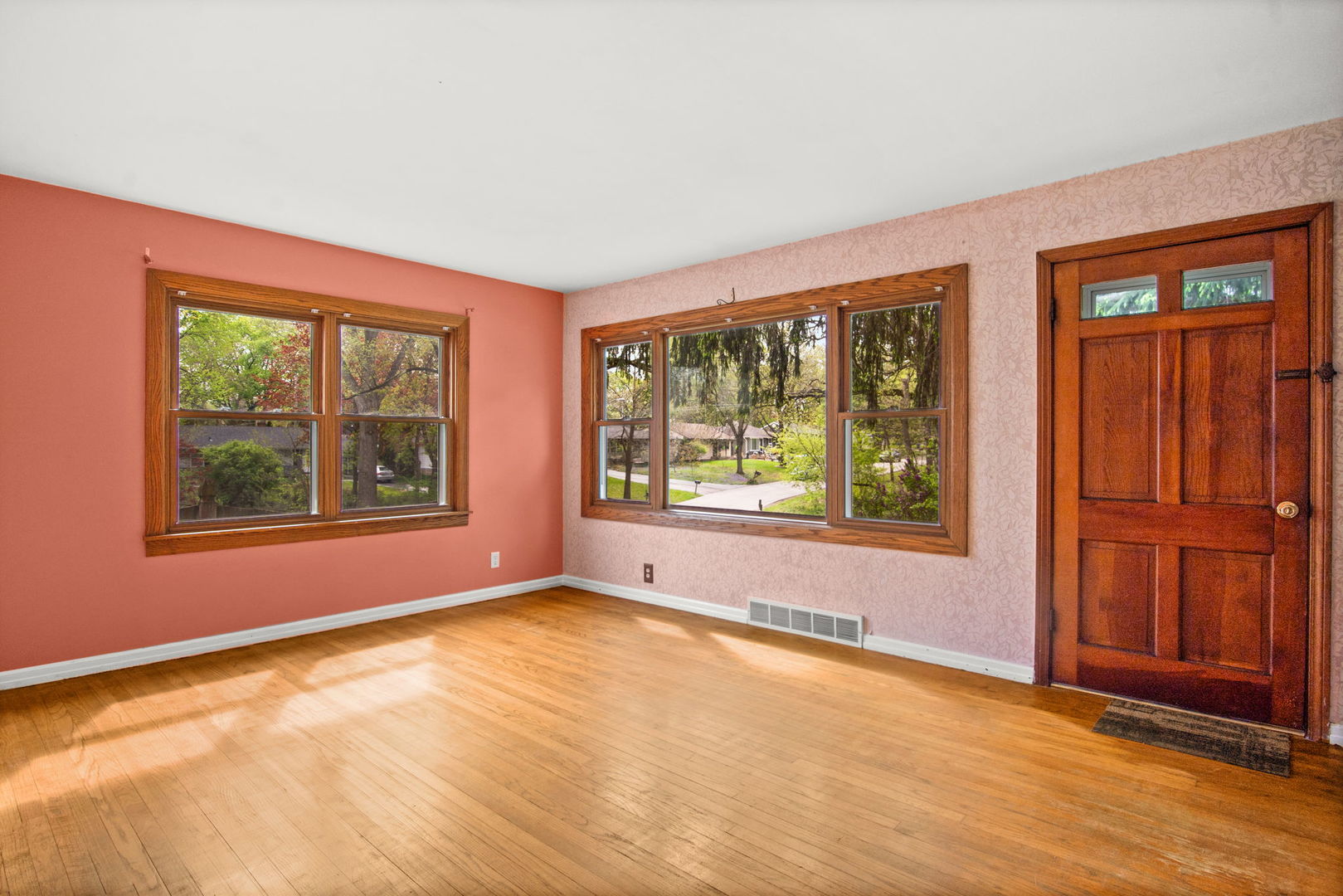 511 Elm Avenue Geneva, IL 60134 - Photo 5 of 29