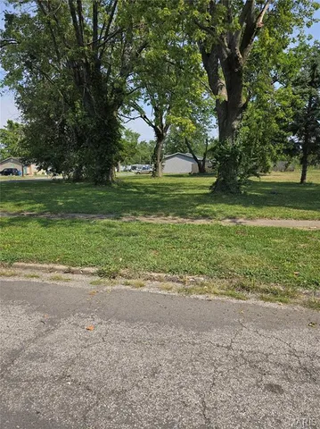 $8,000 | 2830 Cayuga Street, Granite City, IL 62040
