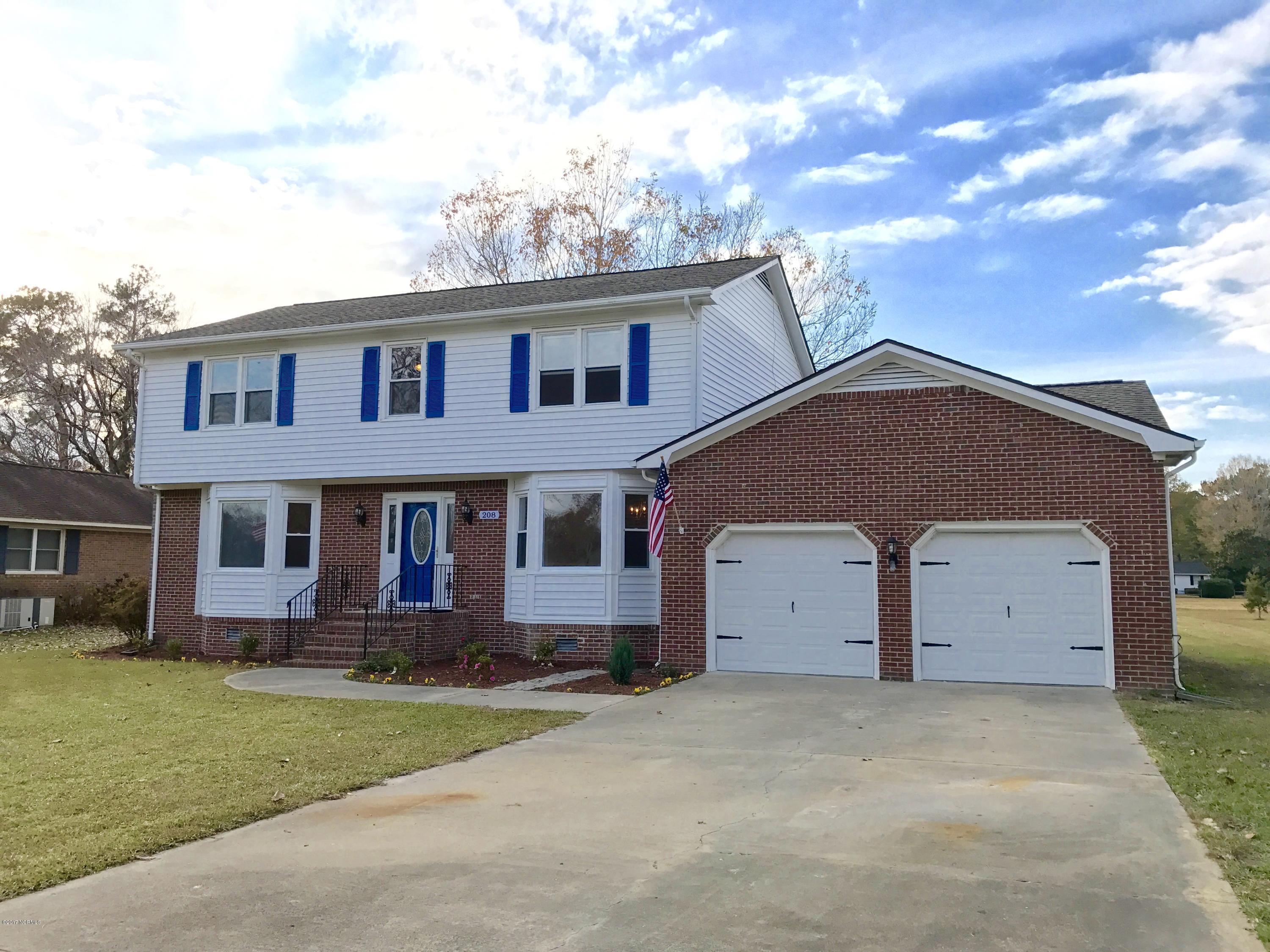 208 Boros Road New Bern, NC 28560 - Photo 3 of 34 IMG_6817