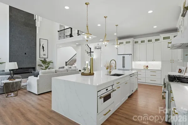 $1,200,000 | 1815 White Fawn Lane, Rock Hill, SC 29730