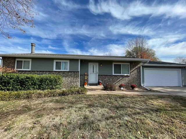 $325,000 | 8124 South Millsap Drive, Derby, KS 67037