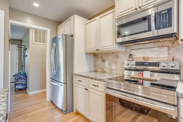 $325,000 | 8124 South Millsap Drive, Derby, KS 67037