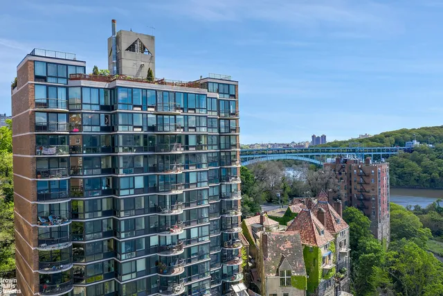 $1,300,000 | 2521 Palisade Avenue, Unit 6A | Spuyten Duyvil