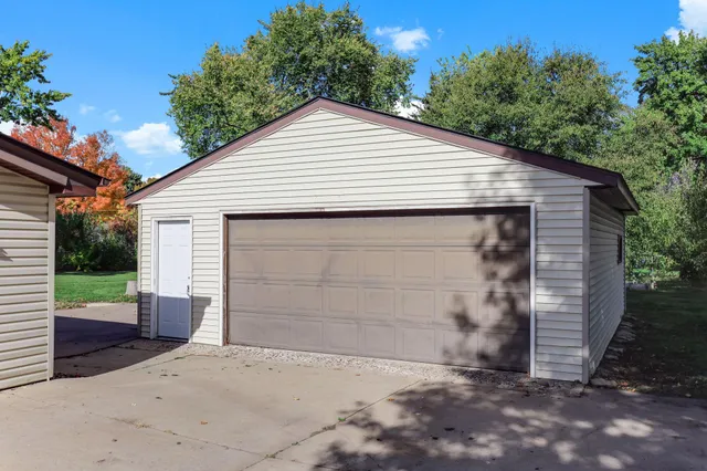 $249,900 | 1313 11th Avenue, St. Paul Park, MN 55071