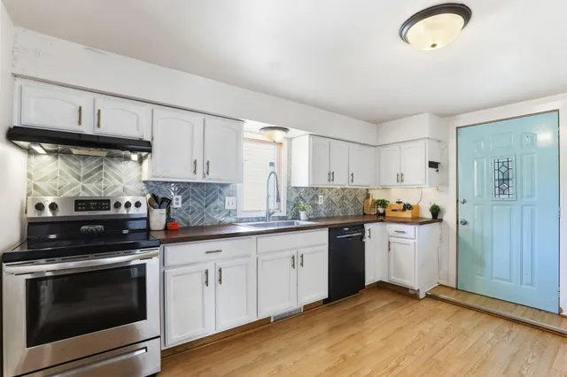 $249,900 | 1313 11th Avenue, St. Paul Park, MN 55071