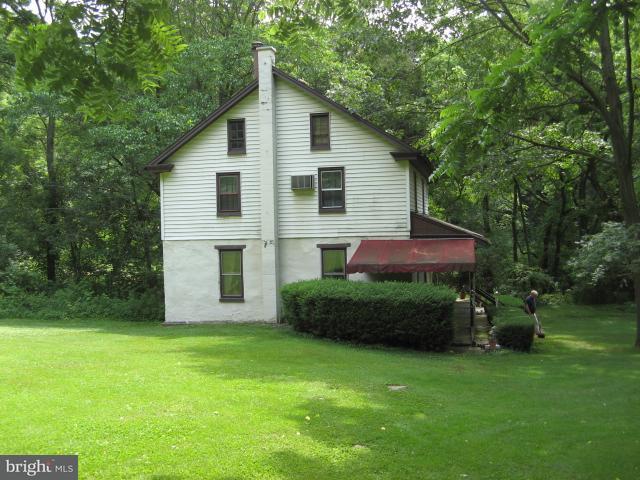 1035 Prospect Road Columbia, PA 17512 - Photo 2 of 6 Gallery Image 2