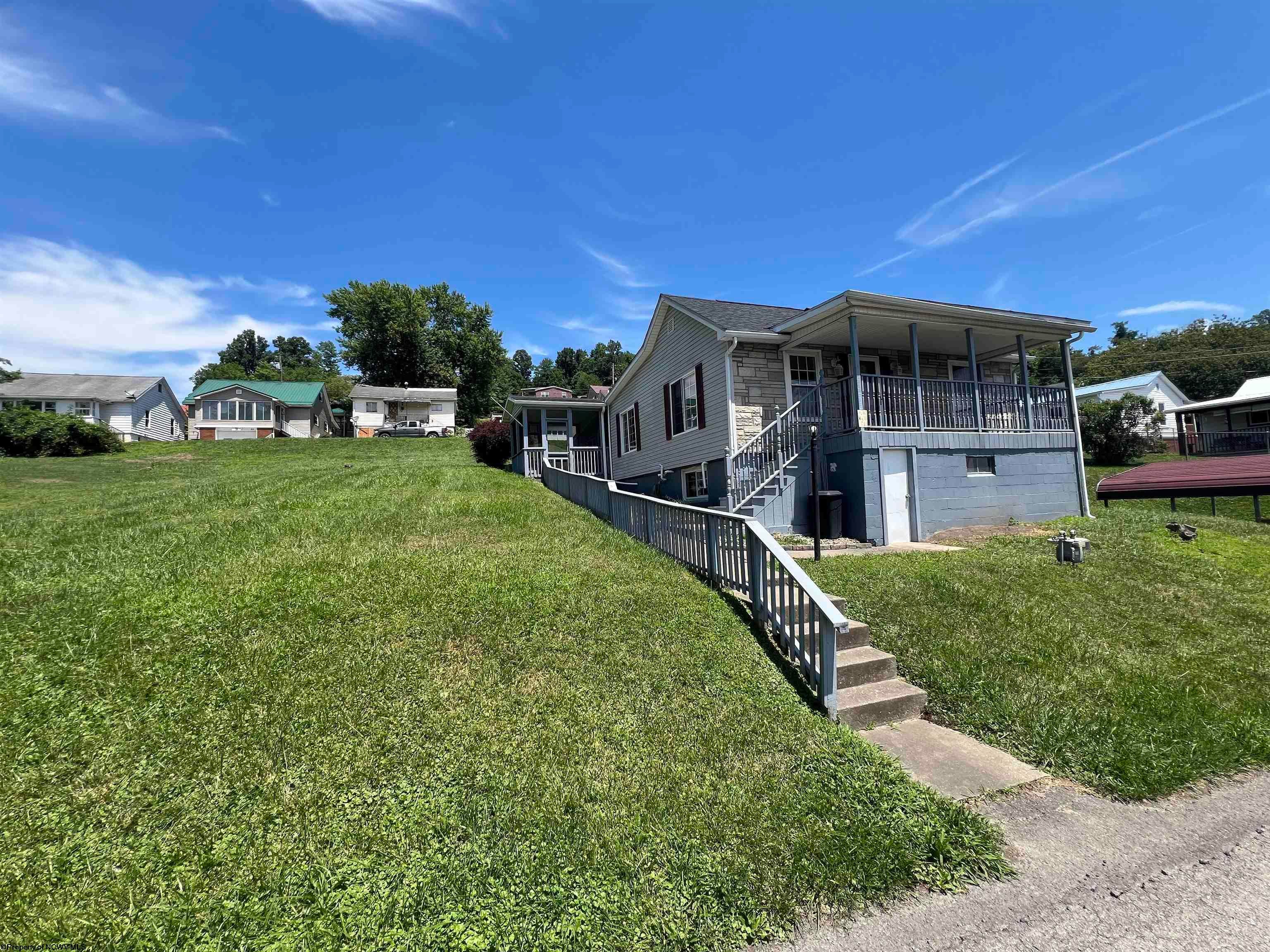 411 Merrill Rivesville, WV 26588 - Photo 3 of 20 Gallery Image 3