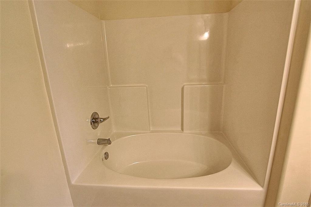 6848 Ridge Lane Road, Unit 3A Charlotte, NC 28262 - Photo 3 of 20 Gallery Image 3