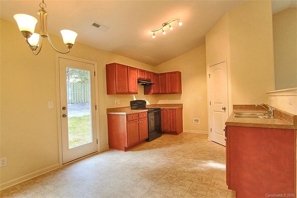 6848 Ridge Lane Road, Unit 3A Charlotte, NC 28262 - Photo 8 of 20 Gallery Image 8