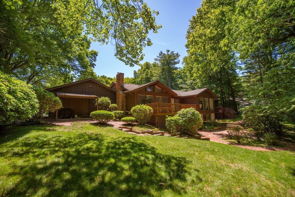 26 Brooks Road Longmeadow, MA 01106 - Photo 38 of 41