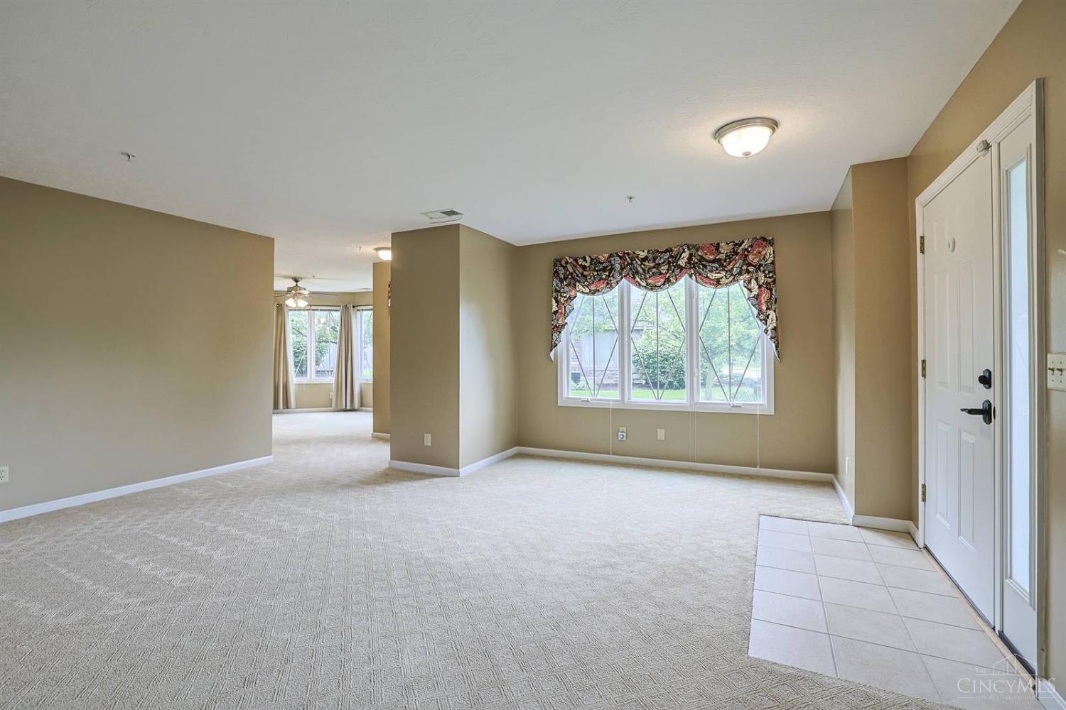 206 Edinburgh Lane Springdale, OH 45246 - Photo 5 of 25