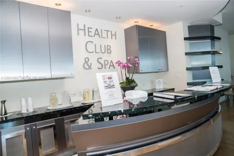 $1,345,000 | 1331 Brickell Bay Drive, Unit 408, Miami, FL 33131