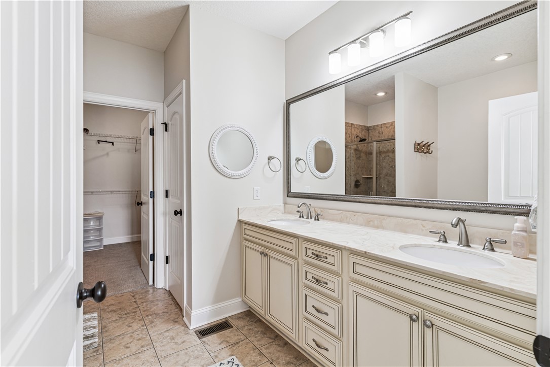 1901 Mariners Circle St. Simons Island, GA 31522 - Photo 17 of 28