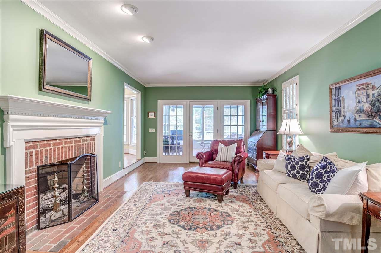 7913 Senter Farm Road Apex, NC 27539 - Photo 7 of 29 Gallery Image 7