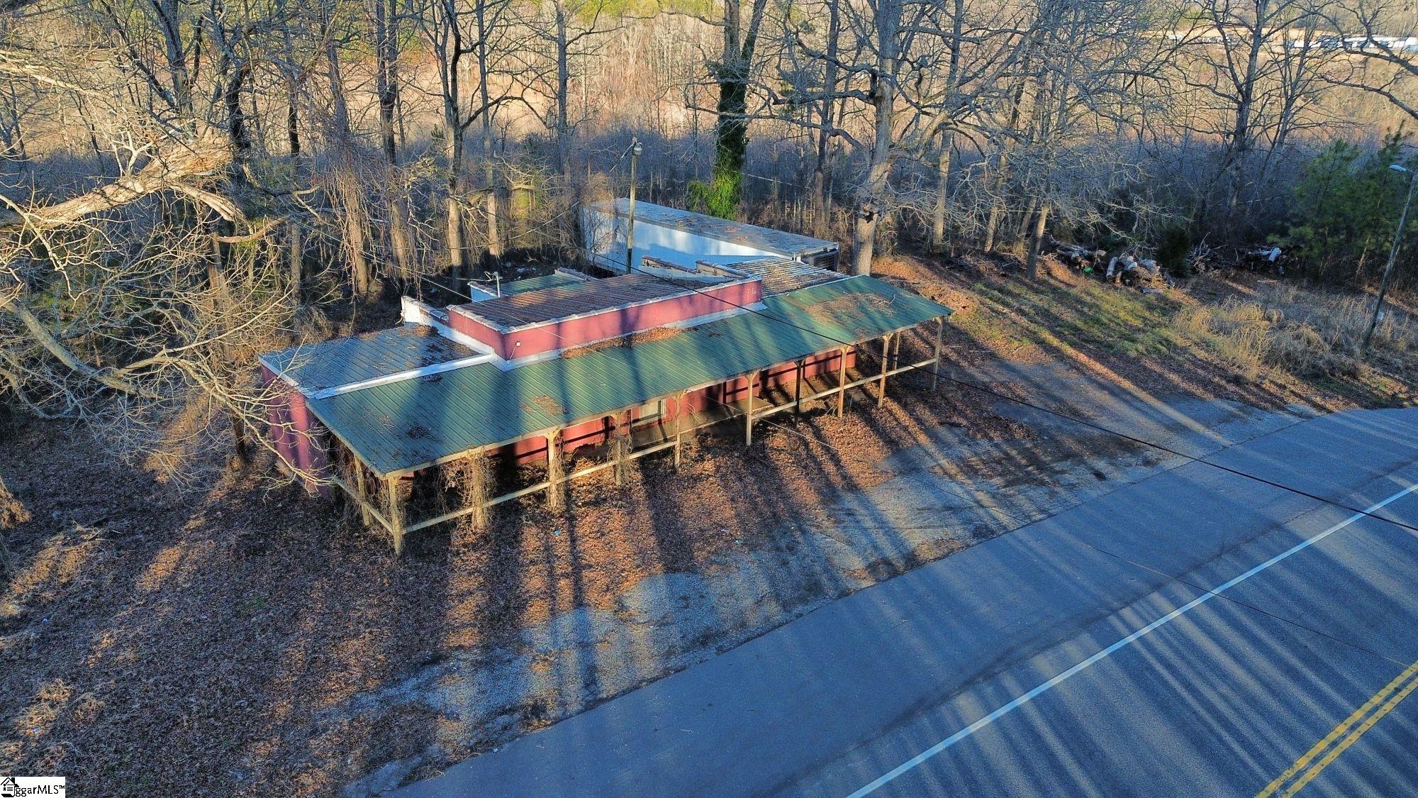 1063 Rutherfordton Highway Chesnee, SC 29323 - Photo 3 of 12