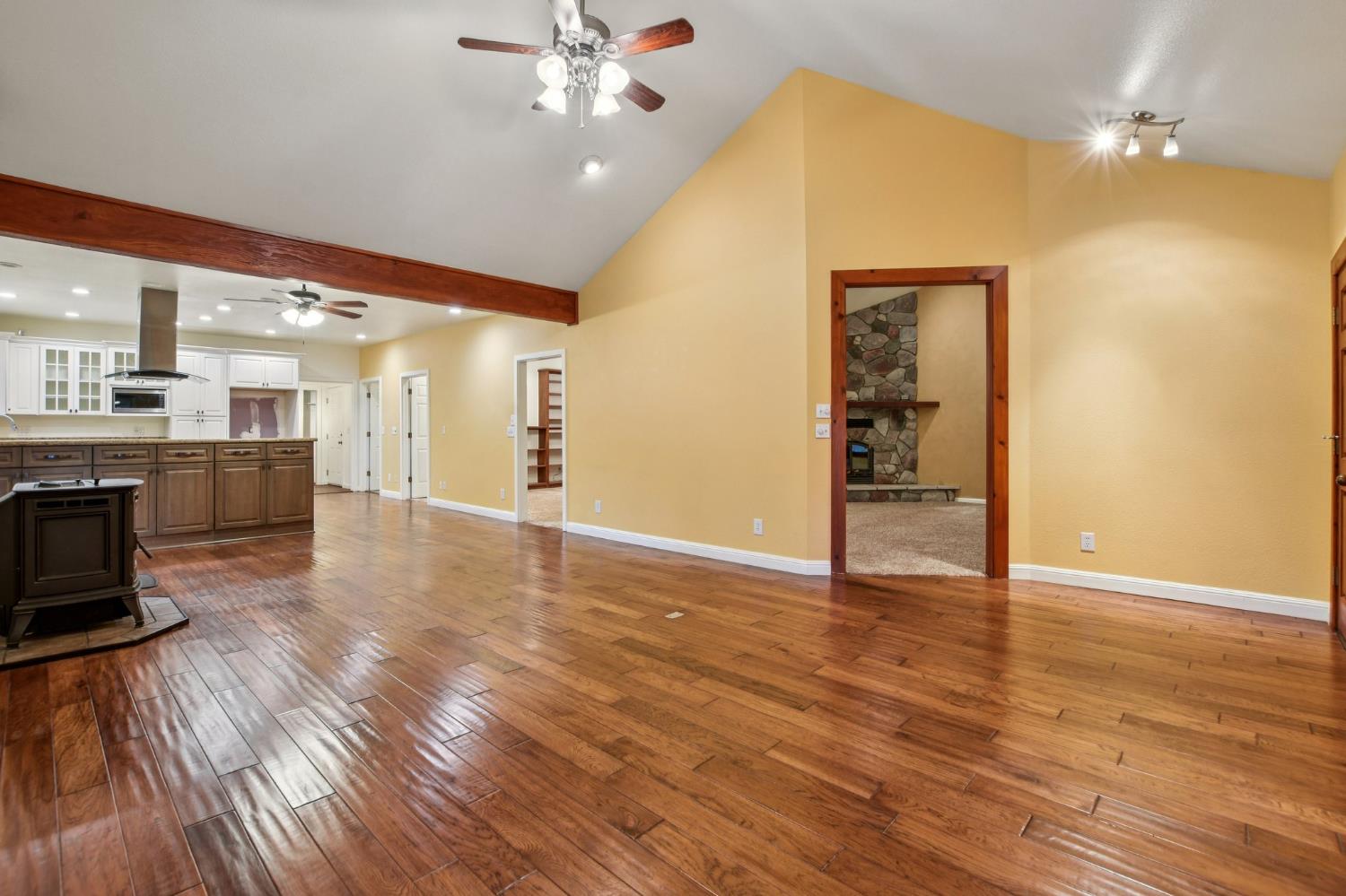7650 Buzzards Gulch Road Somerset, CA 95684 - Photo 10 of 39 a view of a livingroom with wooden floor