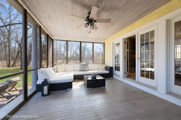 $949,000 | 26048 West Cuba Road, Barrington, IL 60010