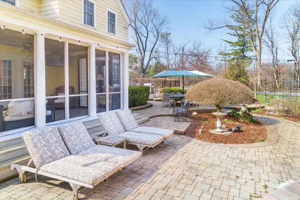 $949,000 | 26048 West Cuba Road, Barrington, IL 60010
