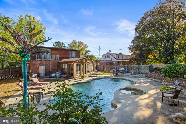$548,000 | 2606 Springfield Road, Broomall, PA 19008