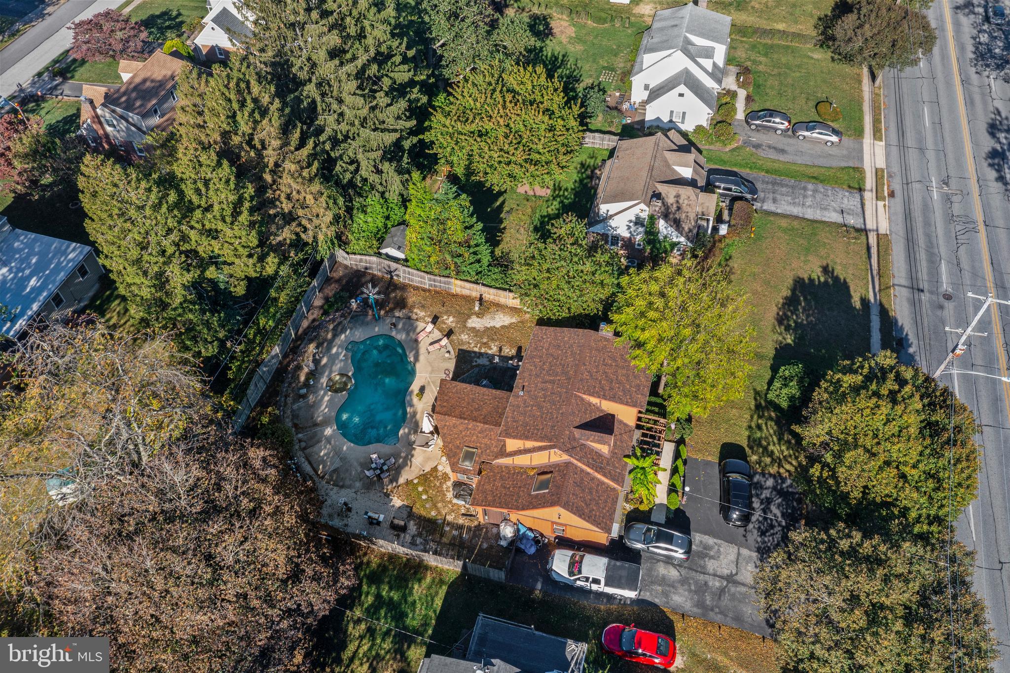 2606 Springfield Road Broomall, PA 19008 - Photo 4 of 32