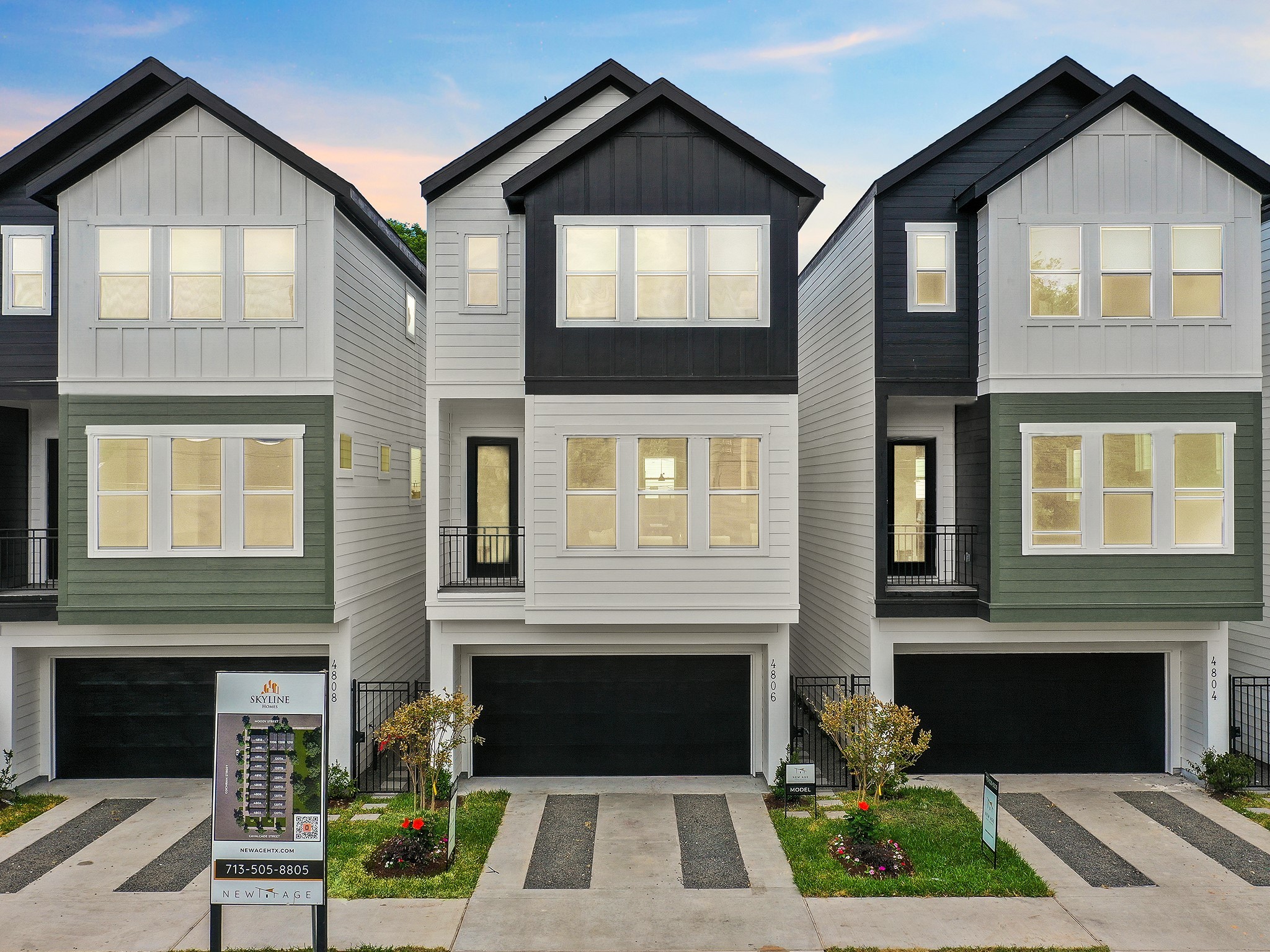4812 Cochran Street Houston, TX 77009 - Photo 2 of 30 a front view of a house with a yard