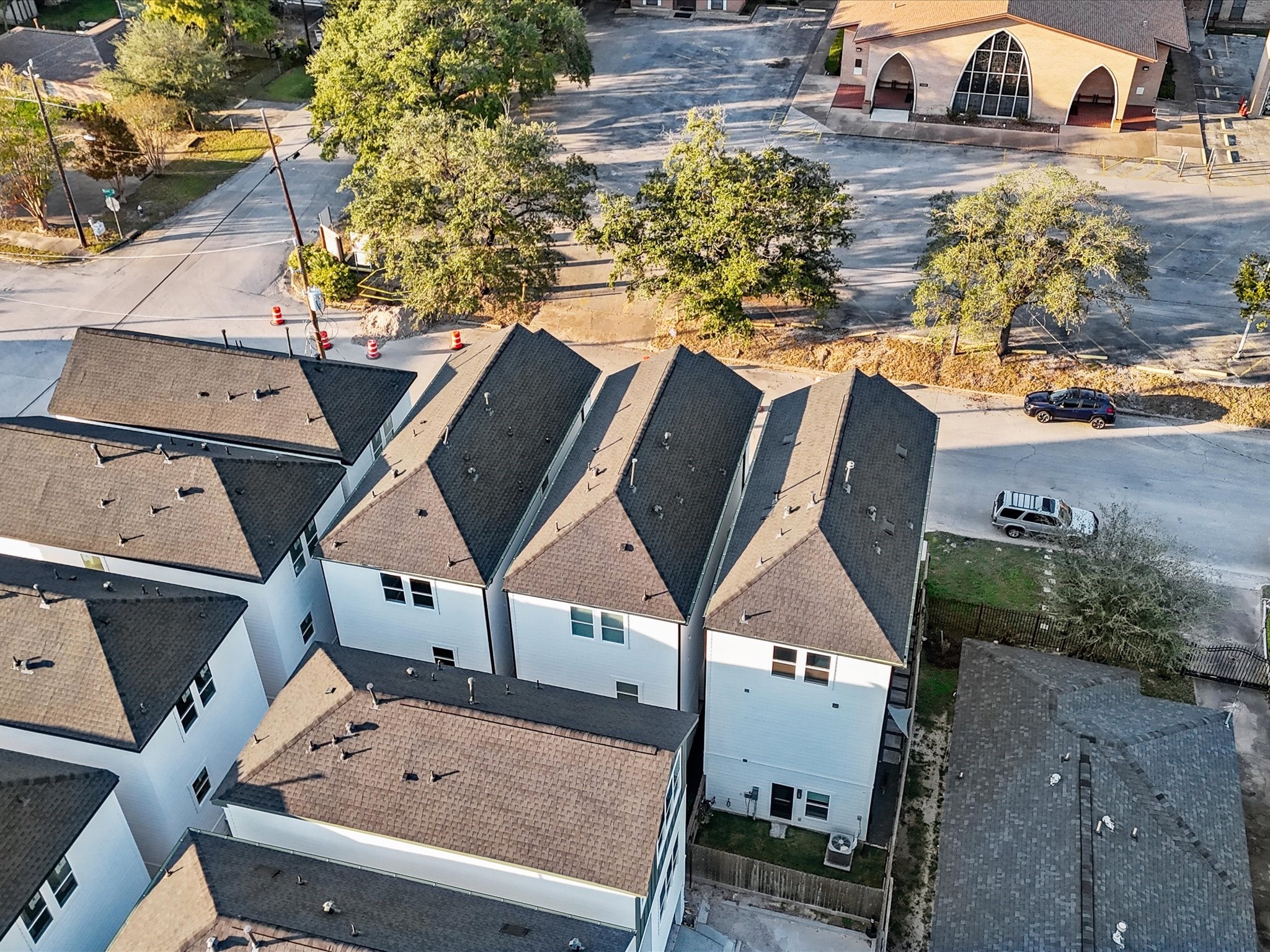 4812 Cochran Street Houston, TX 77009 - Photo 29 of 30 an aerial view of a house with a swimming pool