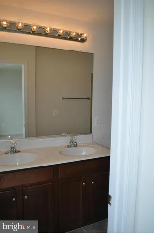 $3,000 | 43311 Novi Terrace, Ashburn, VA 20147