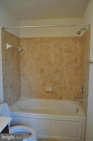 $2,900 | 43311 Novi Terrace, Ashburn, VA 20147