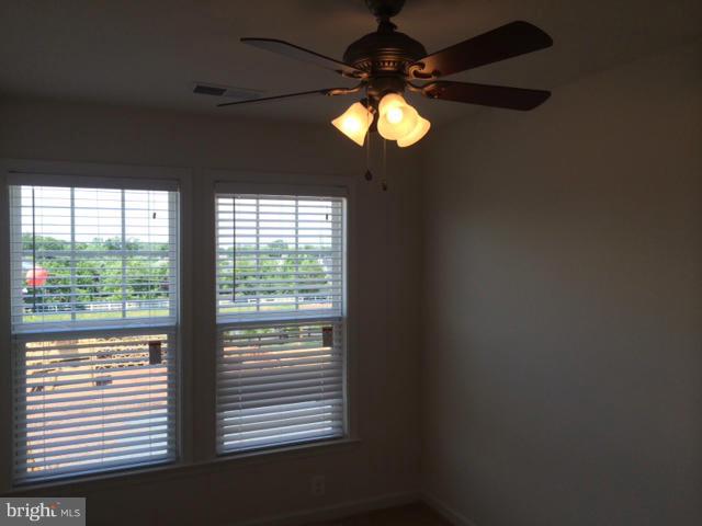 43311 Novi Terrace Ashburn, VA 20147 - Photo 19 of 30 Bedroom