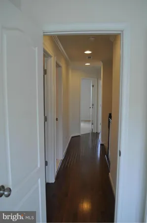 $2,900 | 43311 Novi Terrace, Ashburn, VA 20147