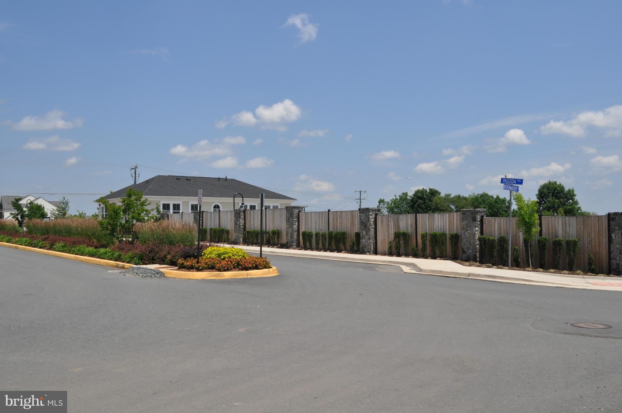 43311 Novi Terrace Ashburn, VA 20147 - Photo 30 of 30 Exterior (General)