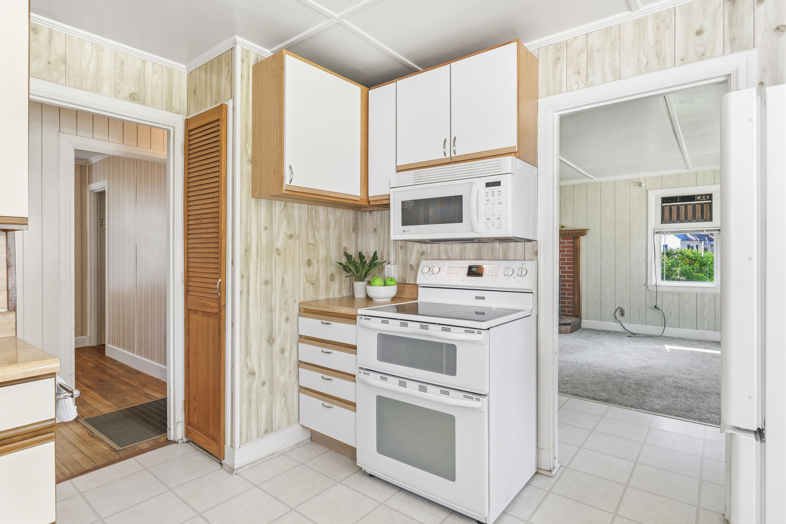 27 Edgemont Avenue Waterville, ME 04901 - Photo 10 of 53 27 Edgemont Avenue, Waterville