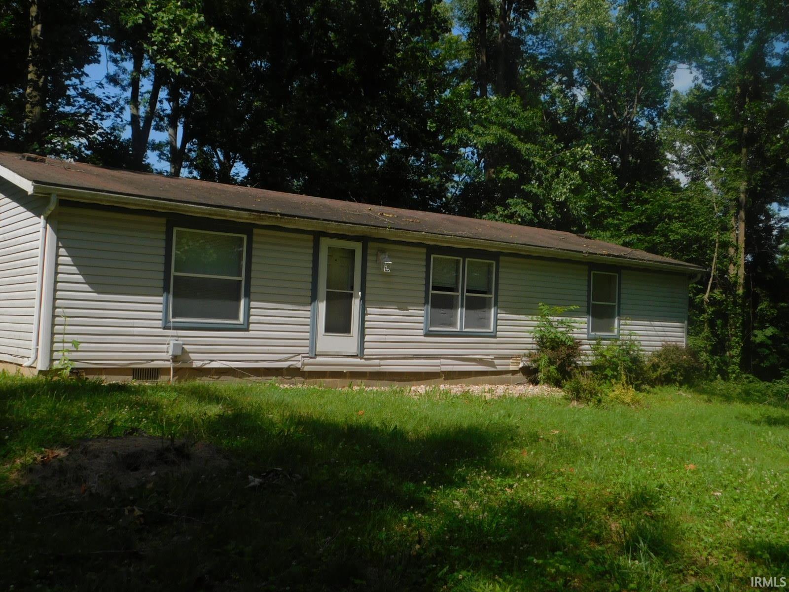 1788 Hancock School Road Spencer, IN 47460 - Photo 4 of 33