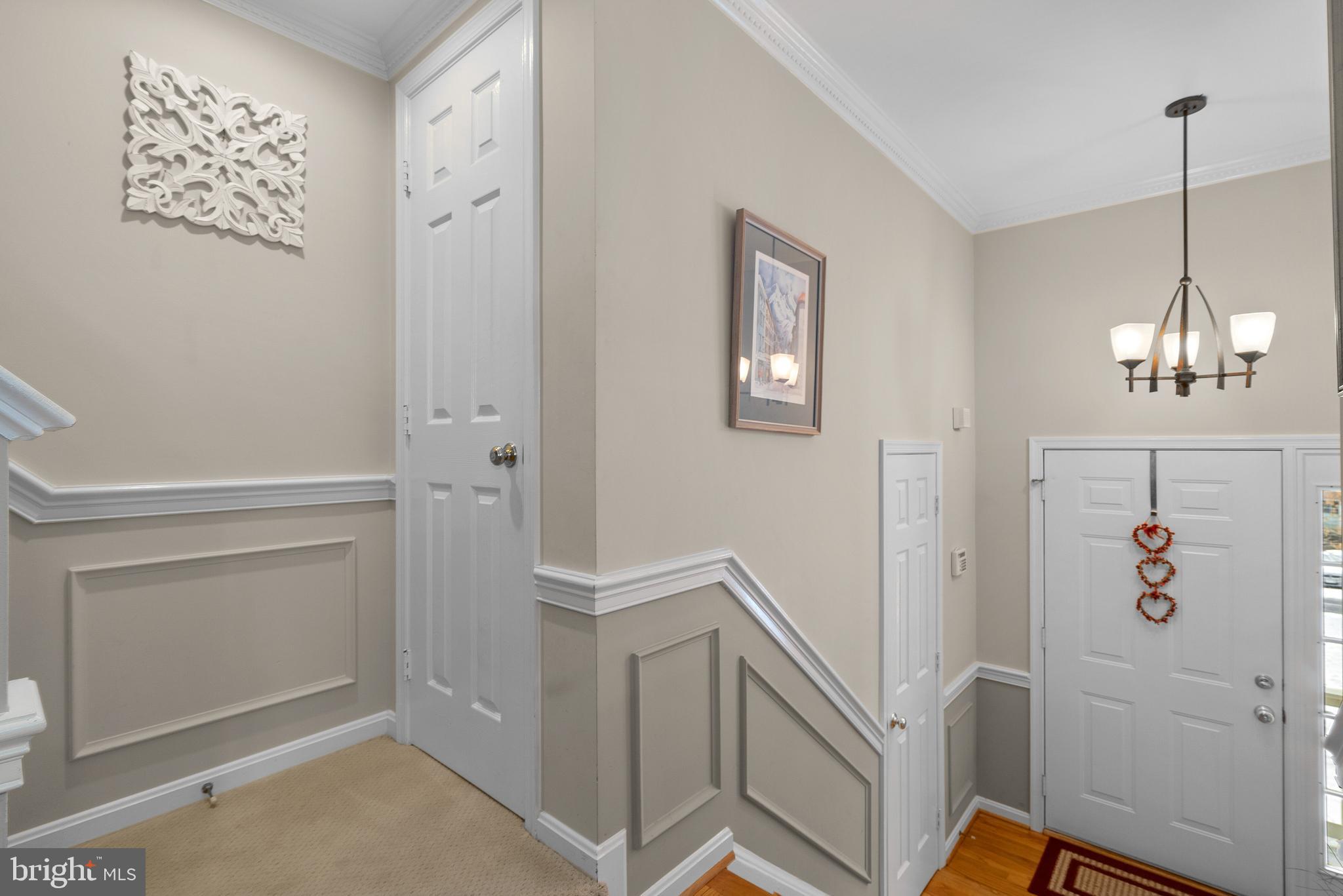 11713 Great Owl Circle Reston, VA 20194 - Photo 3 of 43 Welcoming Foyer w/ Heavy Crown/Shadow/Chair Rail