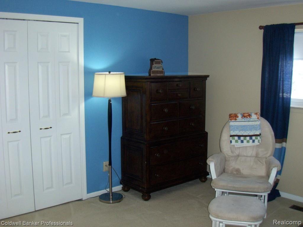 1551 Crooks Road Rochester, MI 48309 - Photo 30 of 33 Bedroom 3