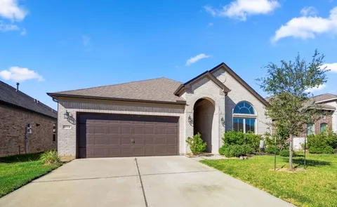 $360,000 | 18334 Gardens End Lane, Houston, TX 77084