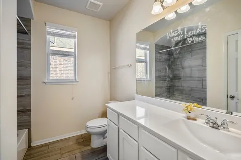 $360,000 | 18334 Gardens End Lane, Houston, TX 77084