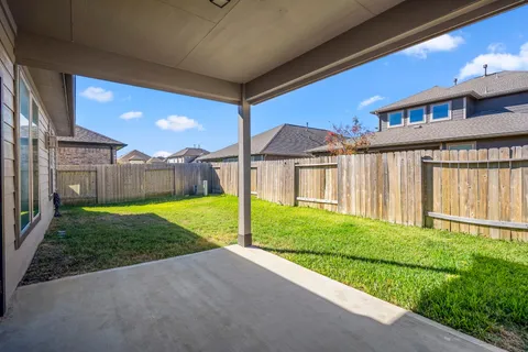 $360,000 | 18334 Gardens End Lane, Houston, TX 77084