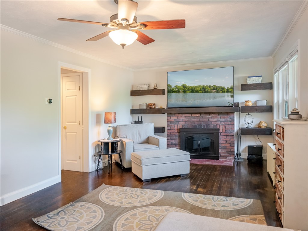 117 Sand Pond Road Warwick, RI 02888 - Photo 10 of 34