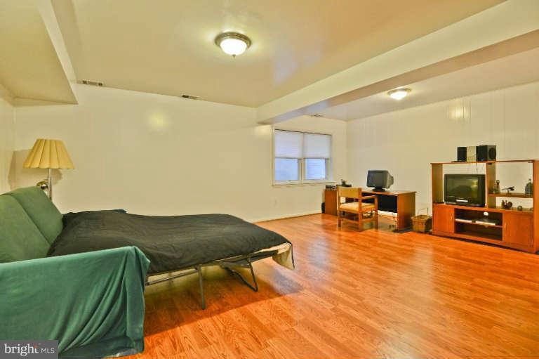 9728 Ranger Road Fairfax, VA 22030 - Photo 16 of 22 Recreation room