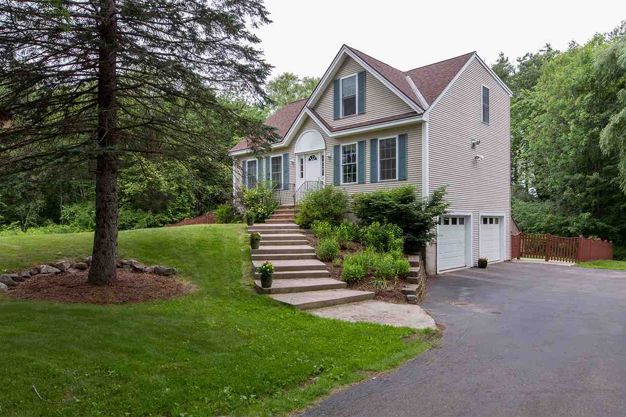 275 Middle Road Brentwood, NH 03833 - Photo 1 of 31