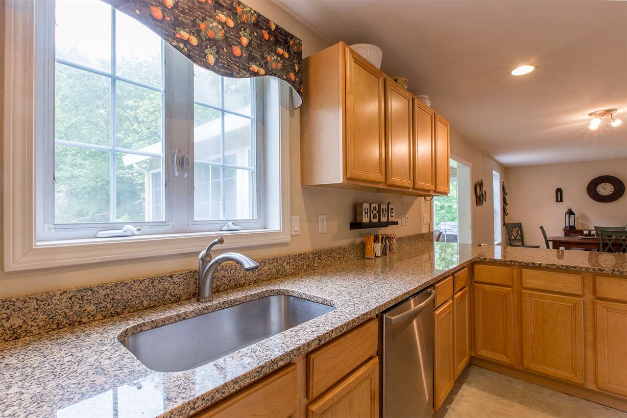 275 Middle Road Brentwood, NH 03833 - Photo 29 of 31