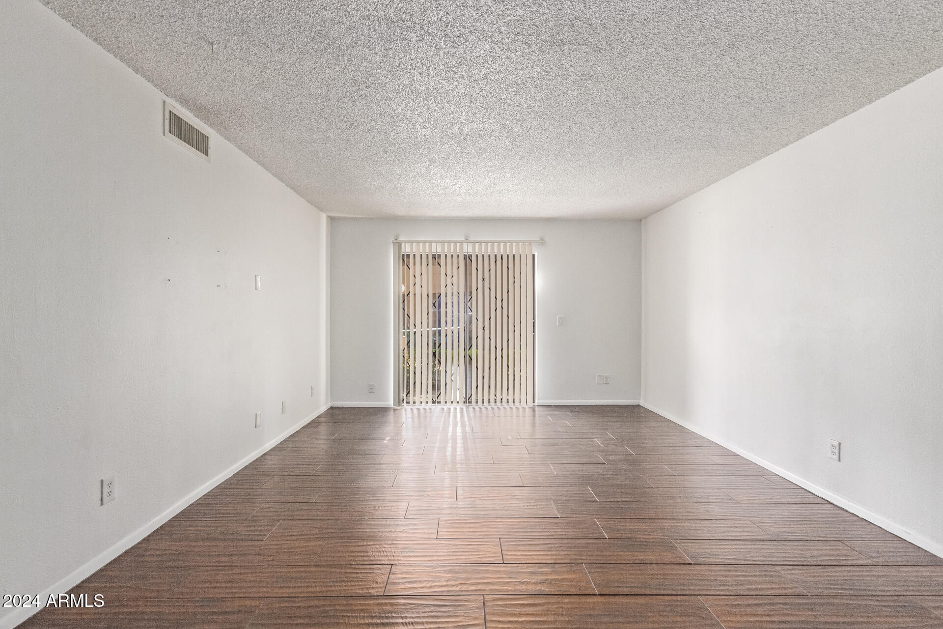 1920 West Lindner Avenue, Unit 137 Mesa, AZ 85202 - Photo 6 of 18 05 Lindner 1920