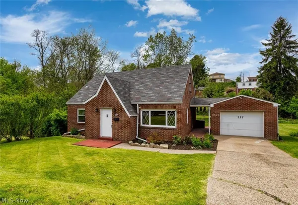 $209,900 | 227 Norris Avenue, Steubenville, OH 43952