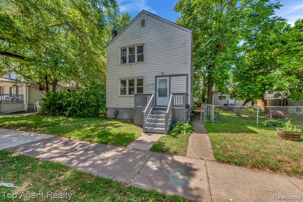 70 Hill Street River Rouge, MI 48218 - Photo 3 of 33