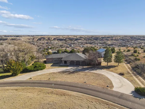 $575,000 | 13901 Tangle Aire Point, Amarillo, TX 79118
