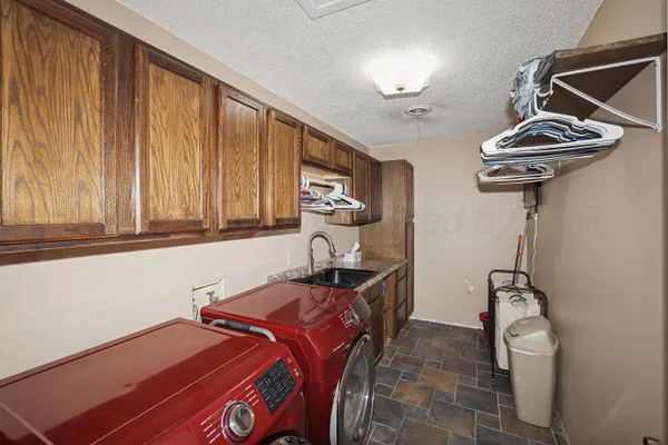 $575,000 | 13901 Tangle Aire Point, Amarillo, TX 79118