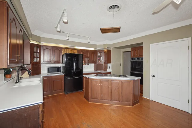 $650,000 | 13901 Tangle Aire Point, Amarillo, TX 79118