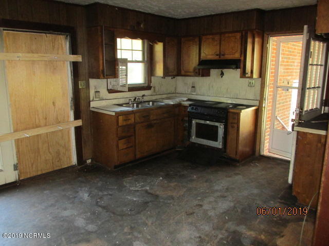 217 Rozier Church Road Lumberton, NC 28360 - Photo 9 of 17 IMG_0013